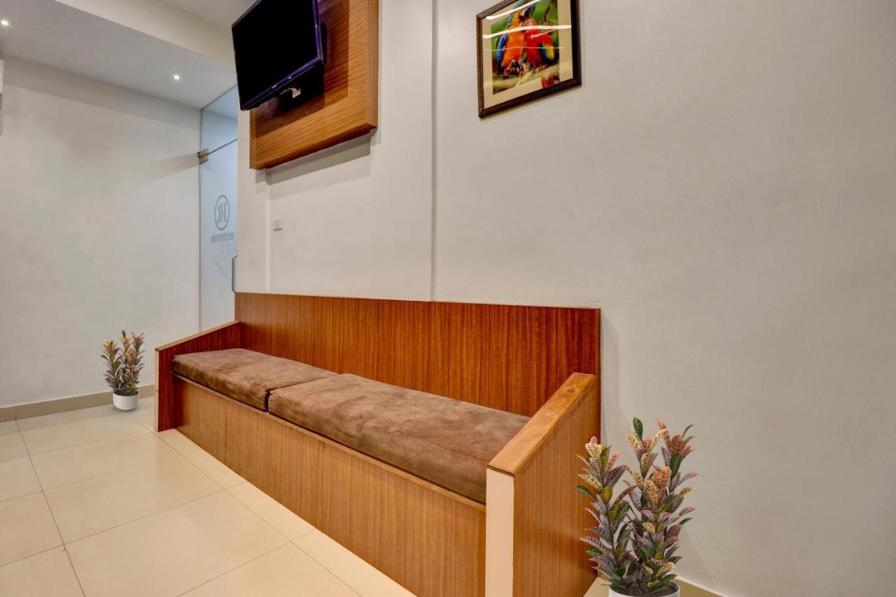 Oyo Townhouse 1070 Ramis Plaza Hotel Taliparamba Exterior photo