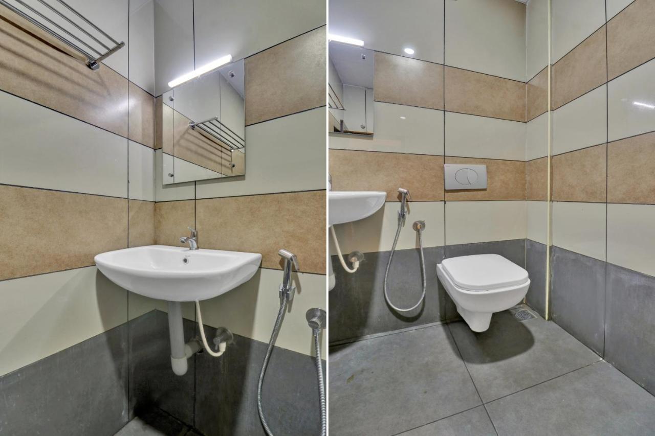 Oyo Townhouse 1070 Ramis Plaza Hotel Taliparamba Exterior photo