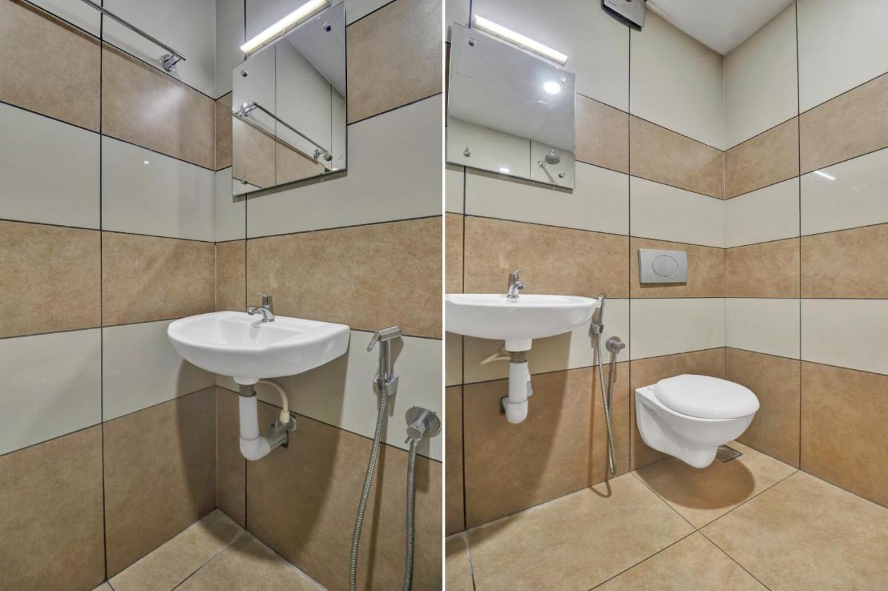 Oyo Townhouse 1070 Ramis Plaza Hotel Taliparamba Exterior photo